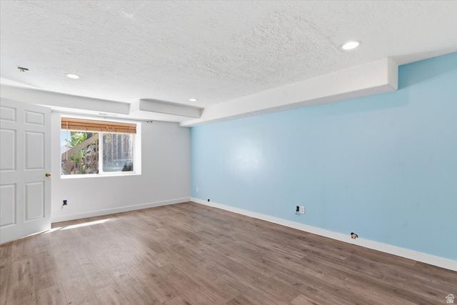 4921 W WOODRIDGE DR, South Jordan, UT 84009