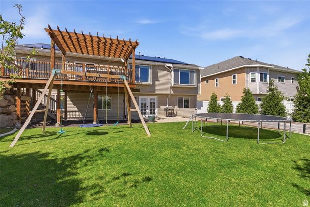 4921 W WOODRIDGE DR, South Jordan, UT 84009