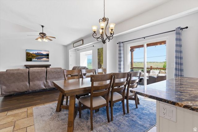 4921 W WOODRIDGE DR, South Jordan, UT 84009