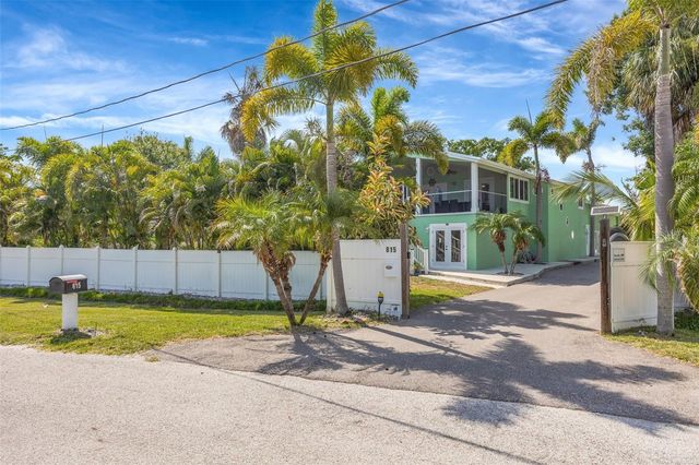 815 2ND AVENUE NW, Ruskin, FL 33570