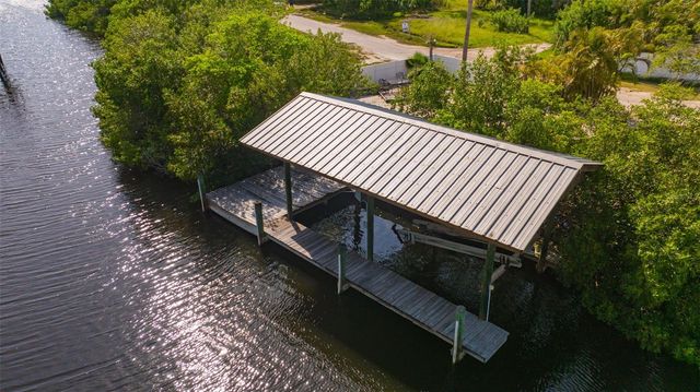 815 2ND AVENUE NW, Ruskin, FL 33570