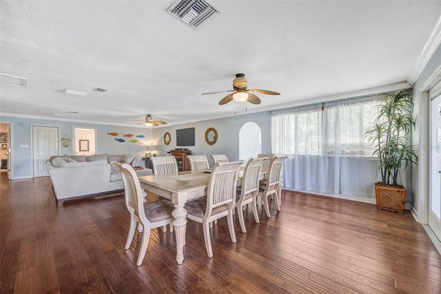 815 2ND AVENUE NW, Ruskin, FL 33570