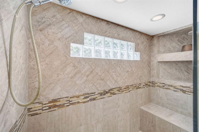 815 2ND AVENUE NW, Ruskin, FL 33570