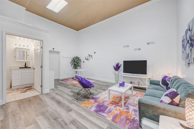 815 2ND AVENUE NW, Ruskin, FL 33570