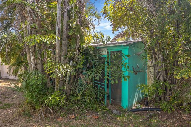 815 2ND AVENUE NW, Ruskin, FL 33570