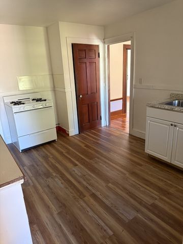 10 Weston Court 2, Braintree, MA 02184