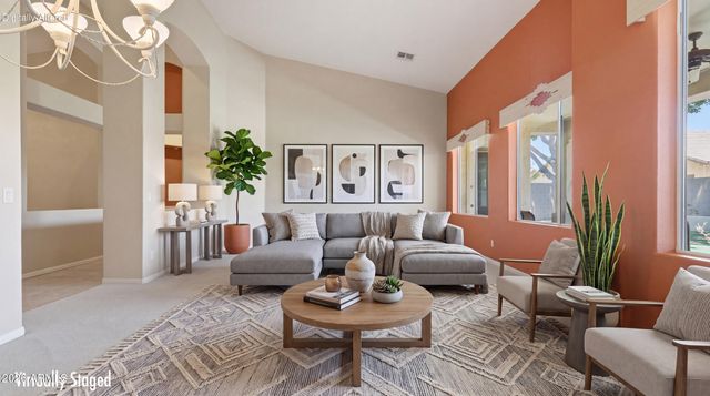 8056 W LOUISE Drive, Peoria, AZ 85383