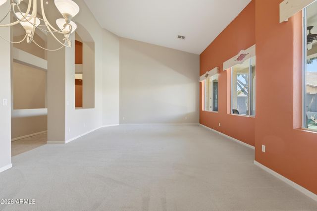8056 W LOUISE Drive, Peoria, AZ 85383