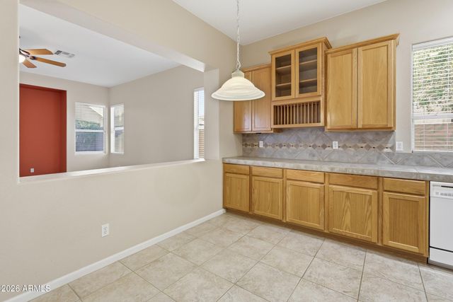 8056 W LOUISE Drive, Peoria, AZ 85383