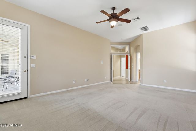 8056 W LOUISE Drive, Peoria, AZ 85383