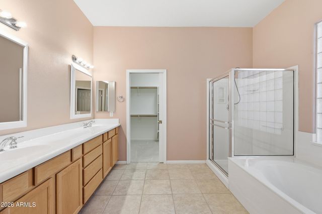 8056 W LOUISE Drive, Peoria, AZ 85383