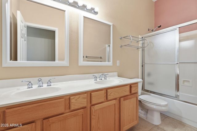 8056 W LOUISE Drive, Peoria, AZ 85383