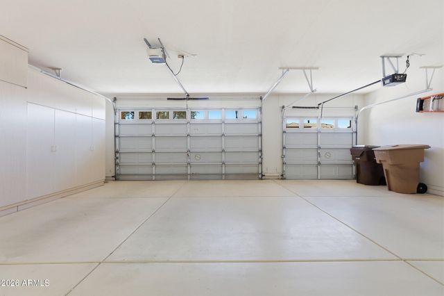 8056 W LOUISE Drive, Peoria, AZ 85383