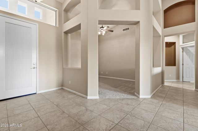 8056 W LOUISE Drive, Peoria, AZ 85383