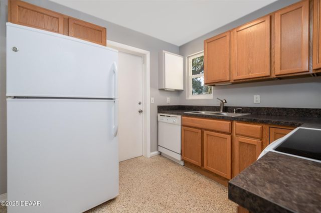50 E Bayshore Drive, Port Orange, FL 32127