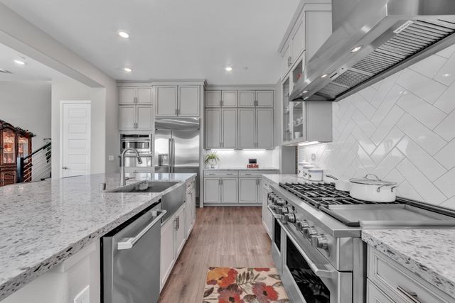 4785 Villa Verde Dr, Folsom, CA 95630