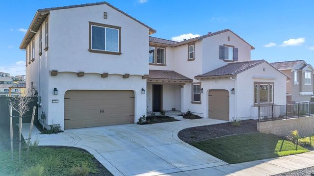 4785 Villa Verde Dr, Folsom, CA 95630