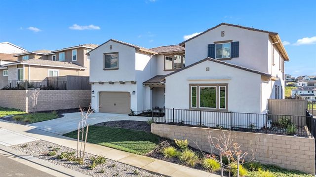 4785 Villa Verde Dr, Folsom, CA 95630