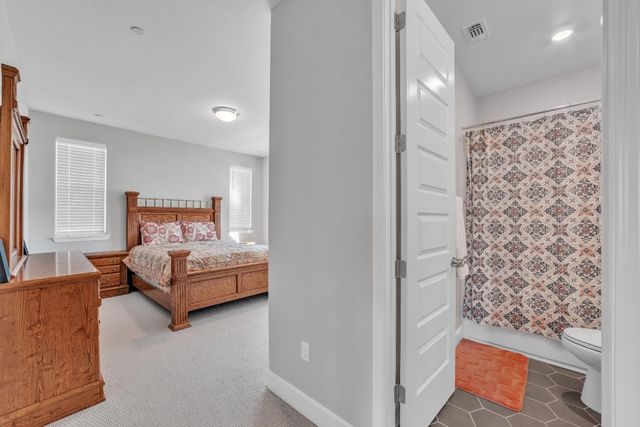 4785 Villa Verde Dr, Folsom, CA 95630