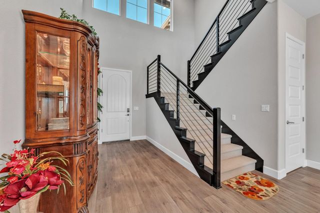 4785 Villa Verde Dr, Folsom, CA 95630