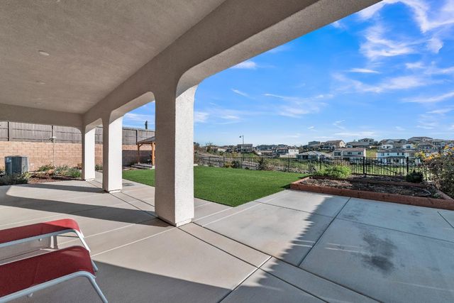 4785 Villa Verde Dr, Folsom, CA 95630