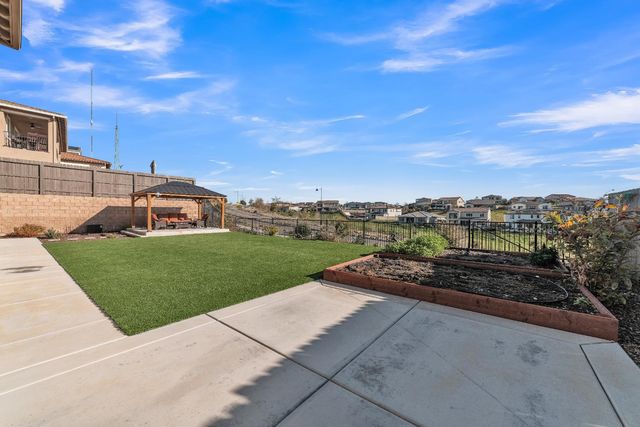 4785 Villa Verde Dr, Folsom, CA 95630