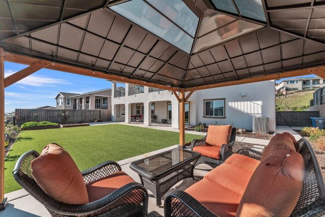 4785 Villa Verde Dr, Folsom, CA 95630