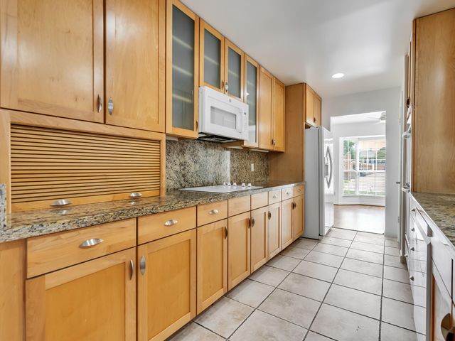 14325 Lost Meadow Lane, Houston, TX 77079