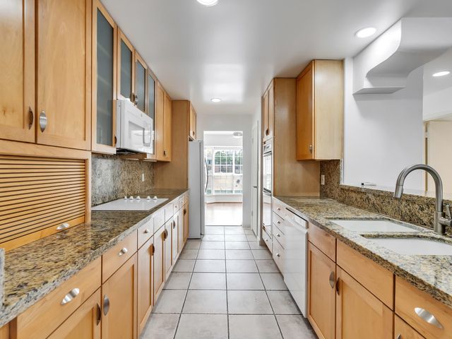 14325 Lost Meadow Lane, Houston, TX 77079