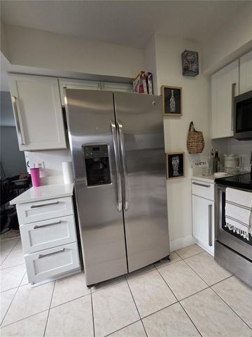 16638 BRIGADOON DRIVE, Tampa, FL 33618