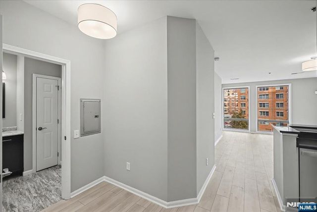 24 Ave At Port Imperial 318, West New York, NJ 07093