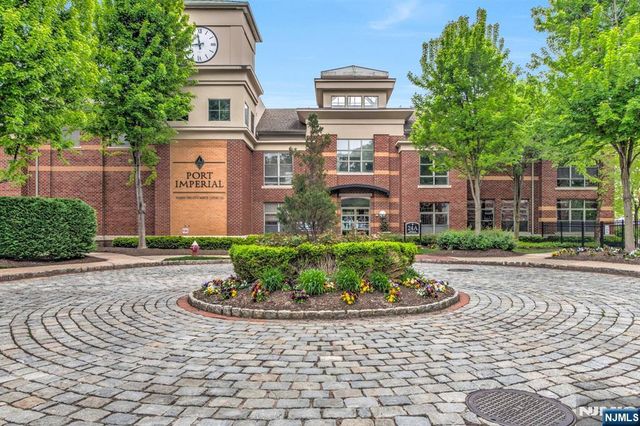 24 Ave At Port Imperial 318, West New York, NJ 07093