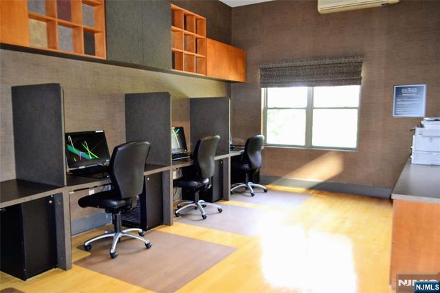 24 Ave At Port Imperial 318, West New York, NJ 07093