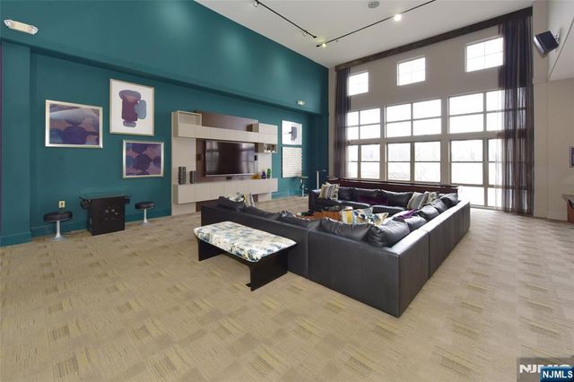 24 Ave At Port Imperial 318, West New York, NJ 07093