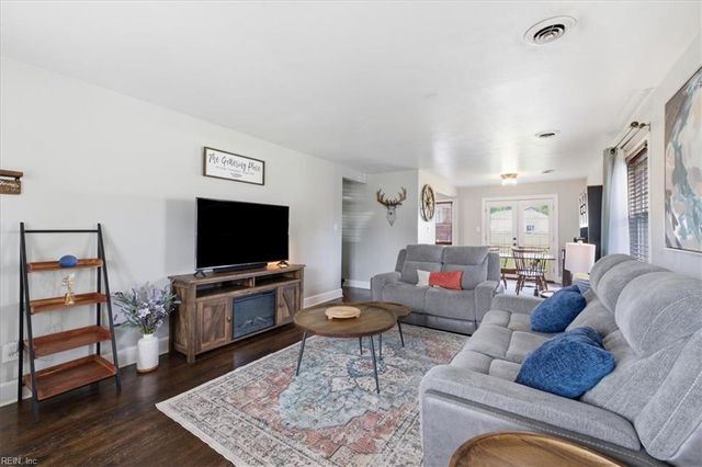 4901 Hatton Point RD, Portsmouth, VA 23703