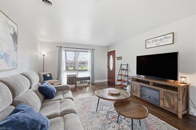 4901 Hatton Point RD, Portsmouth, VA 23703