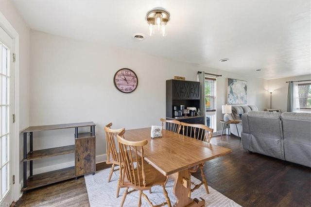4901 Hatton Point RD, Portsmouth, VA 23703