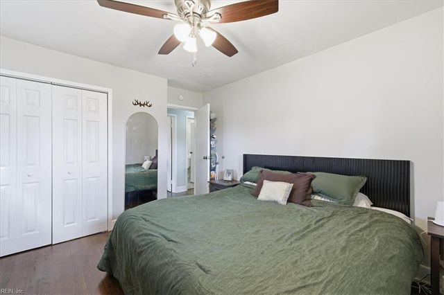 4901 Hatton Point RD, Portsmouth, VA 23703