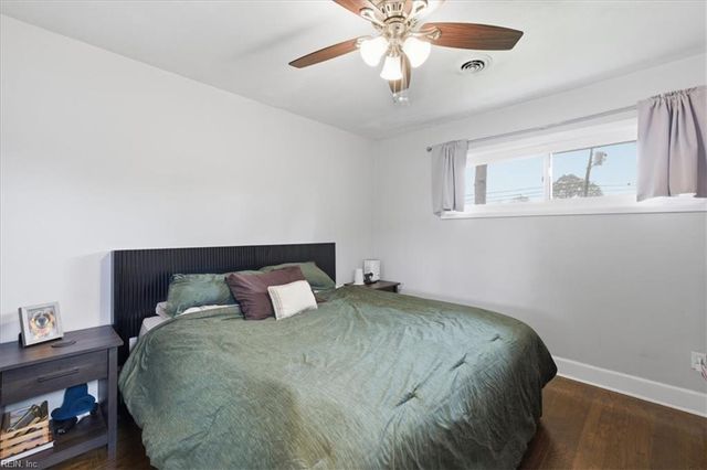 4901 Hatton Point RD, Portsmouth, VA 23703