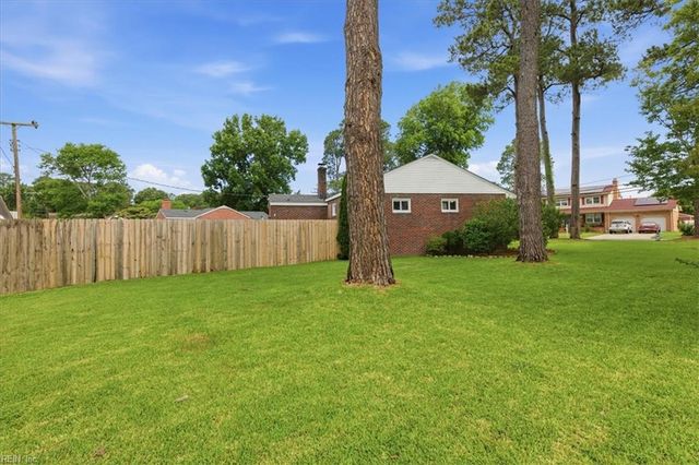 4901 Hatton Point RD, Portsmouth, VA 23703