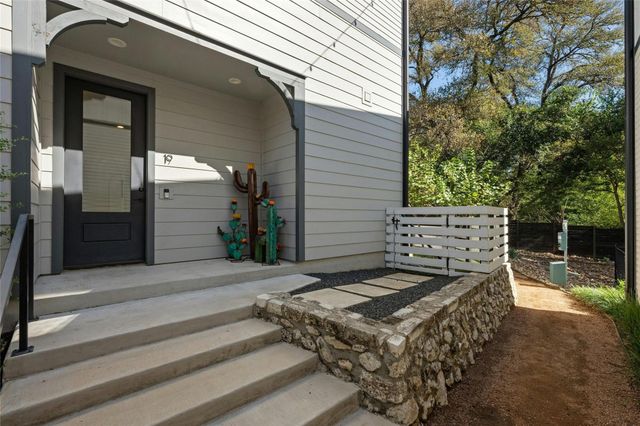 3809 Valley View RD 19, Austin, TX 78704