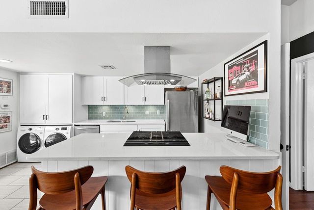 5601 Woodrow Ave 3-114, Austin, TX 78756