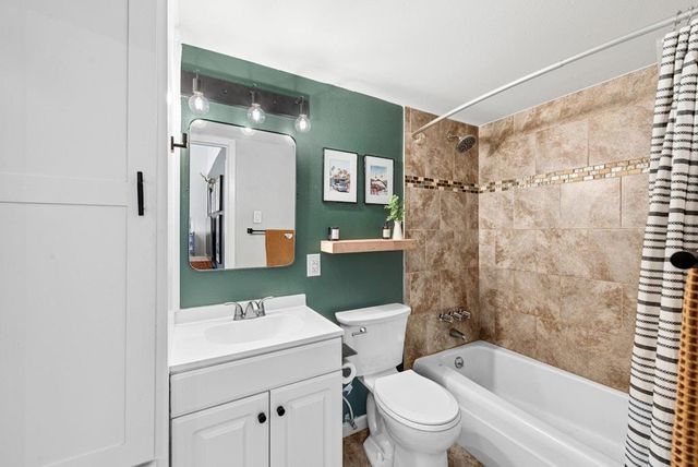 5601 Woodrow Ave 3-114, Austin, TX 78756