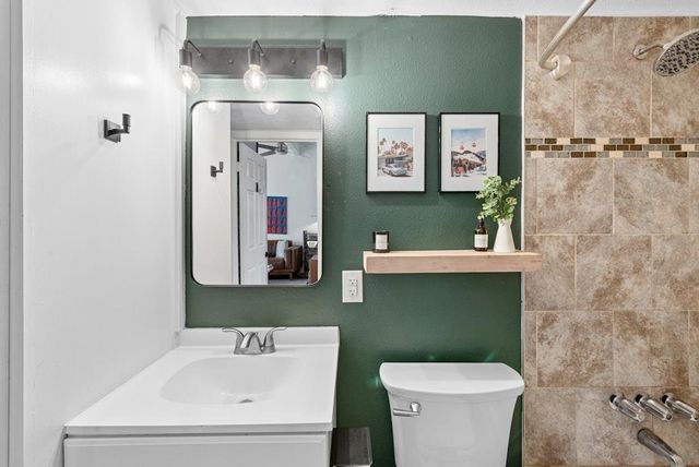 5601 Woodrow Ave 3-114, Austin, TX 78756