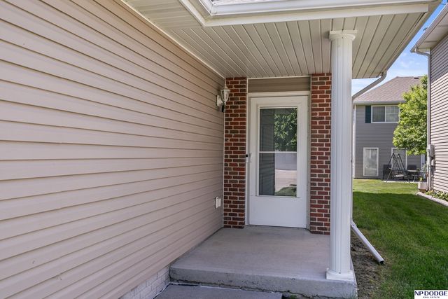 1708 N 175 Court, Omaha, NE 68118