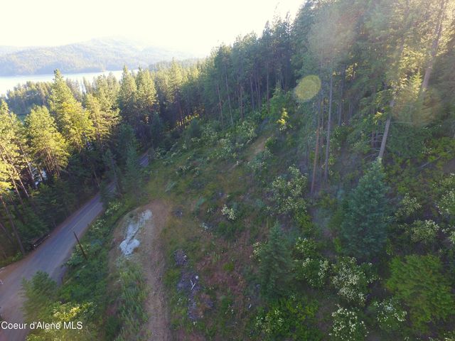 1751 W Valhalla Rd, Coeur D'alene, ID 83814