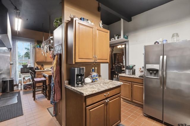 302 Mt Pleasant ST, Pittsburg, TX 75686