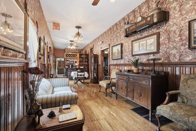 302 Mt Pleasant ST, Pittsburg, TX 75686