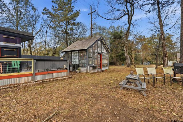 302 Mt Pleasant ST, Pittsburg, TX 75686