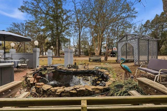 302 Mt Pleasant ST, Pittsburg, TX 75686